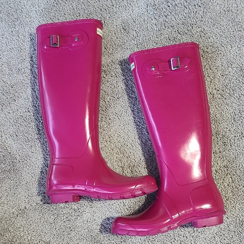 Hunter Fuchsia Tall Boots - Picture 2 of 8